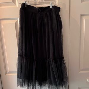 Tired dressy black skirt Size M